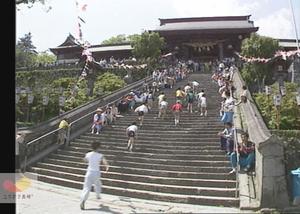 諏訪神社「長坂のぼり大会」～子供の日の恒例行事 〜イメージ