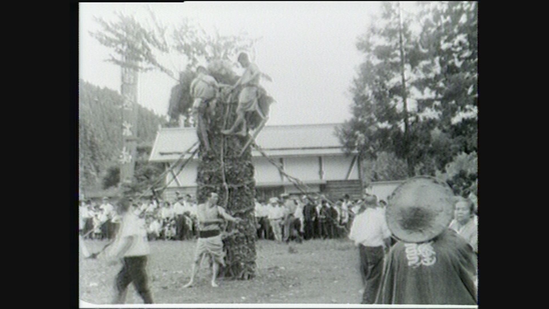 飯山・小菅神社で3年に一度の柴燈神事（1960年）イメージ